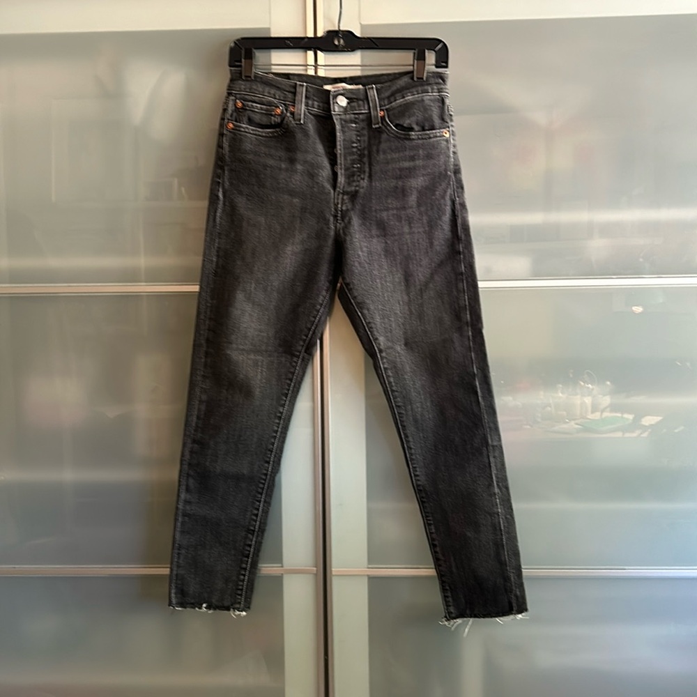 levi’s Wedgie Skinny Jeans , Black, EUC, Size 28